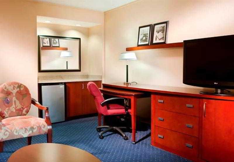 Courtyard By Marriott Dallas Arlington Entertainment District Cameră foto