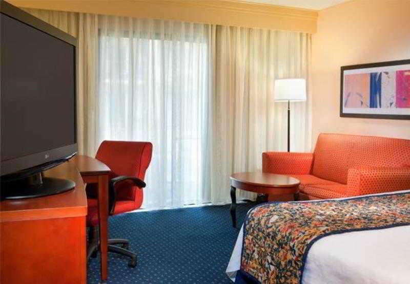 Courtyard By Marriott Dallas Arlington Entertainment District Cameră foto